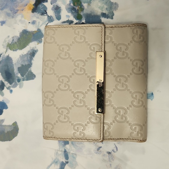 Gucci wallet key case set. Very good condition with very few callouts. - Picture 4 of 11